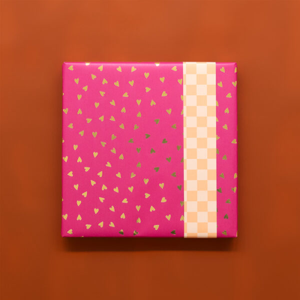 Small hart pink