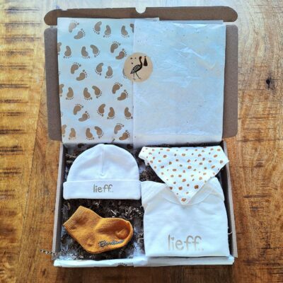 Brievenbus Baby Cadeaubox Geel | Persoonlijk & Lief Verrassingspakketje
